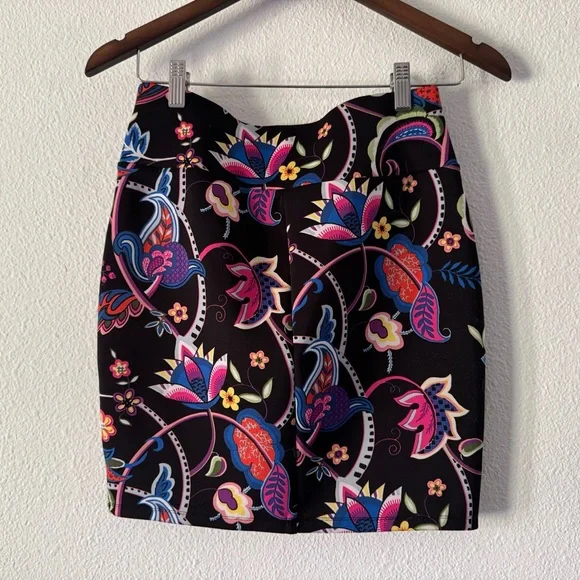 Vibrant Carmen Marc Valvo Floral Paisley Print Stretch Pencil Skirt Small Boho - Picture 9 of 10